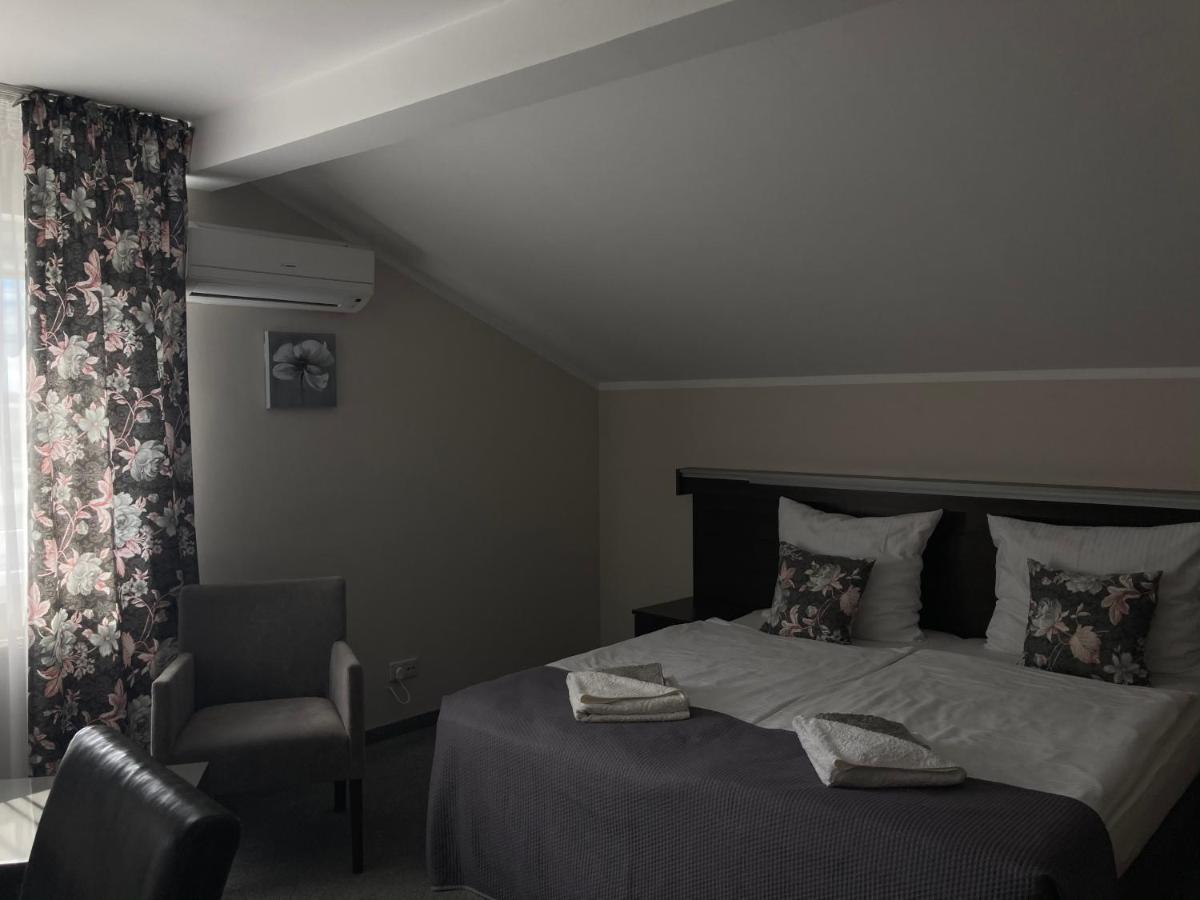 Jasminowy Gaj Bed & Breakfast Inowrocław Dış mekan fotoğraf